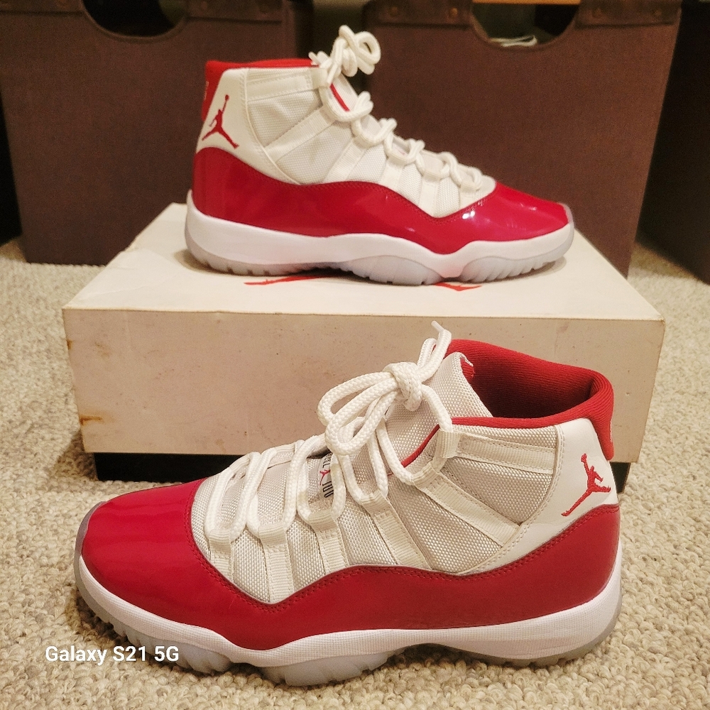 Jordan 11 Retro 'Cherry'